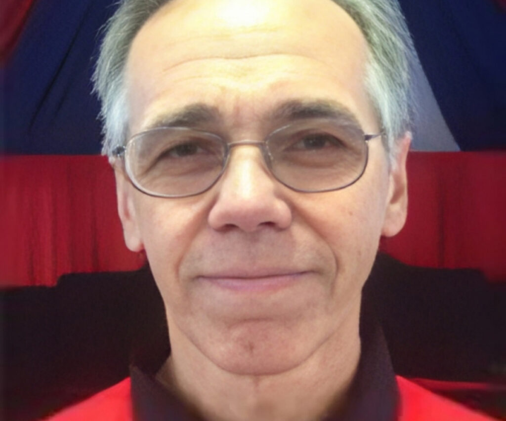 Portrait of a man wearing spectacles